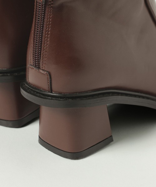 LAKOLE(ラコレ)の「スクエアトゥ切替ブーツ / 589066(ブーツ・レディース・ブラック/ブラウン・MEDIUM/LARGE)」の7枚目の写真