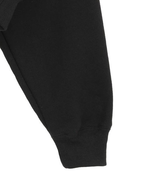 CLANE（クラネ）の「CLANE/クラネ/LOGO SHORT SWEAT TOPS（スウェット・レディース・ホワイト/ブラック/グレー・1/2）」の12枚目の写真