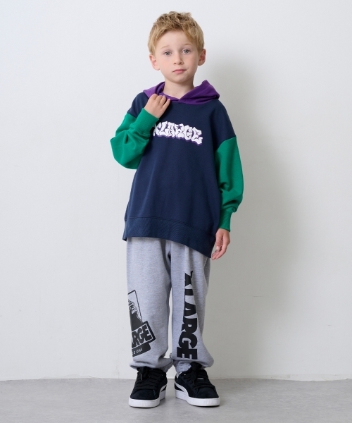 XLARGE KIDS（エクストララージキッズ）の「カラーブロックロゴパーカー（パーカー・キッズ・トップグレー/ネイビー・140cm/100cm/110cm/130cm/90cm/120cm）」の11枚目の写真