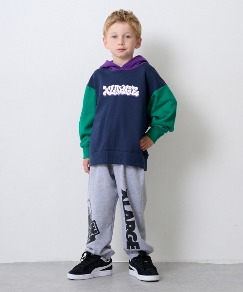 XLARGE KIDS（エクストララージキッズ）の「カラーブロックロゴパーカー（パーカー・キッズ・トップグレー/ネイビー・140cm/100cm/110cm/130cm/90cm/120cm）」の12枚目の写真