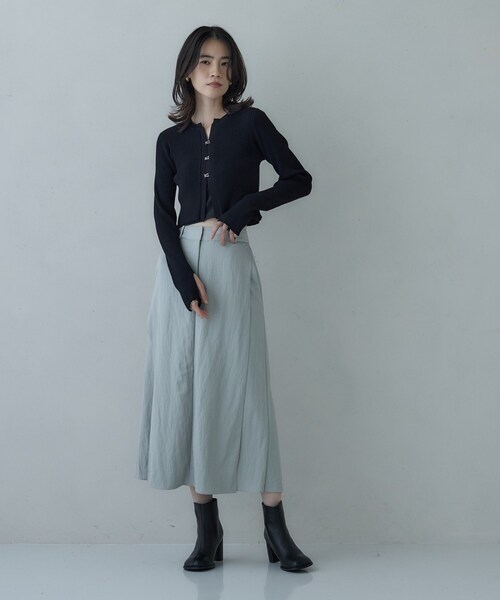 GALLEST(ギャレスト)の「クロップドリブホックカーディガン(カーディガン/ボレロ・レディース・グリーン系/ブラック/ライトグレー・38)」の5枚目の写真