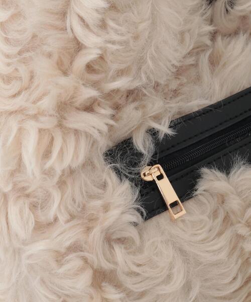 SOFFITTO（ソフィット）の「【RISLEY×OUTDOOR(リズレイ×アウトドア)】［R2503-TFB39］（ショルダーバッグ・レディース・ベージュ/チャコールグレー・FREE）」の5枚目の写真