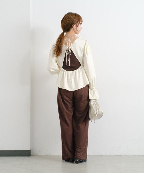 Kastane（カスタネ）の「【無地&チェック】B カットアウトペプラムブラウス（シャツ/ブラウス・レディース・アイボリー/グリーン/ブラウン・FREE）」の12枚目の写真