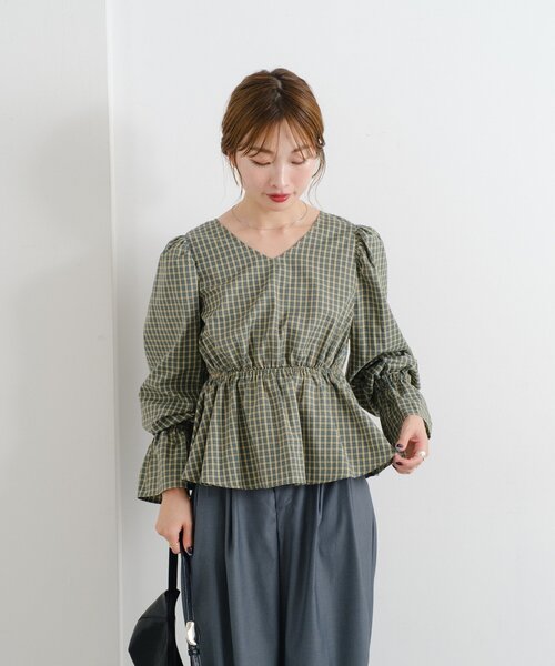 Kastane（カスタネ）の「【無地&チェック】B カットアウトペプラムブラウス（シャツ/ブラウス・レディース・アイボリー/グリーン/ブラウン・FREE）」の15枚目の写真