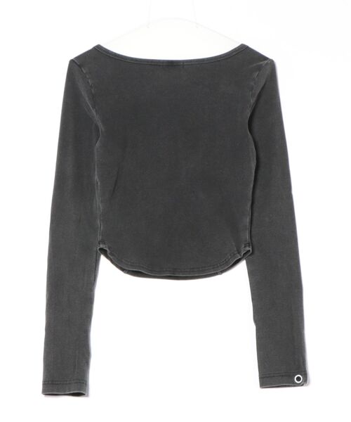 DURAS(デュラス)の「メタルパーツデザインカットソー(Tシャツ/カットソー・レディース・ピンク/ブラウン/ブラック・FREE)」の6枚目の写真