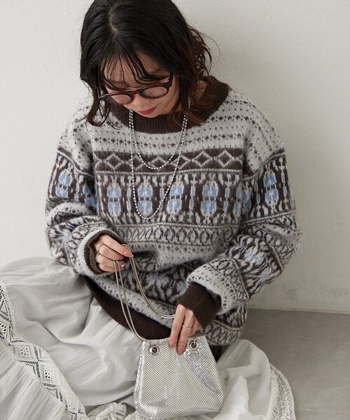 continuer de NICE CLAUP(コンティニューデナイスクラップ)の「【NUNIFE】超起毛チロリアンニット(ニット/セーター・レディース・ブラック/ダークブラウン/ベージュ・FREE)」の2枚目の写真