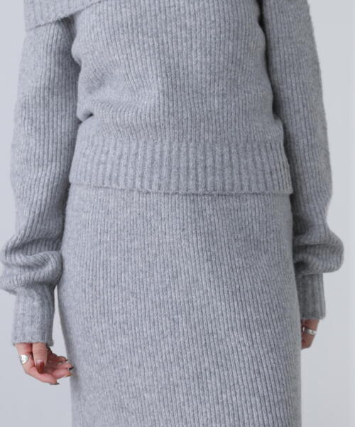 FREE'S MART（フリーズマート）の「◆オフショルニットマーメイドスカートセットアップ（ワンピース・レディース・ベージュ/ブラウン/グレー・SMALL/MEDIUM）」の16枚目の写真