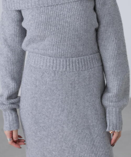 FREE'S MART（フリーズマート）の「◆オフショルニットマーメイドスカートセットアップ（ワンピース・レディース・ベージュ/ブラウン/グレー・SMALL/MEDIUM）」の17枚目の写真