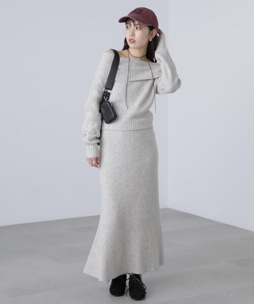 FREE'S MART（フリーズマート）の「◆オフショルニットマーメイドスカートセットアップ（ワンピース・レディース・ベージュ/ブラウン/グレー・SMALL/MEDIUM）」の22枚目の写真