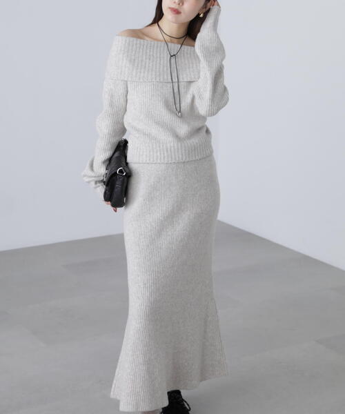 FREE'S MART（フリーズマート）の「◆オフショルニットマーメイドスカートセットアップ（ワンピース・レディース・ベージュ/ブラウン/グレー・SMALL/MEDIUM）」の9枚目の写真