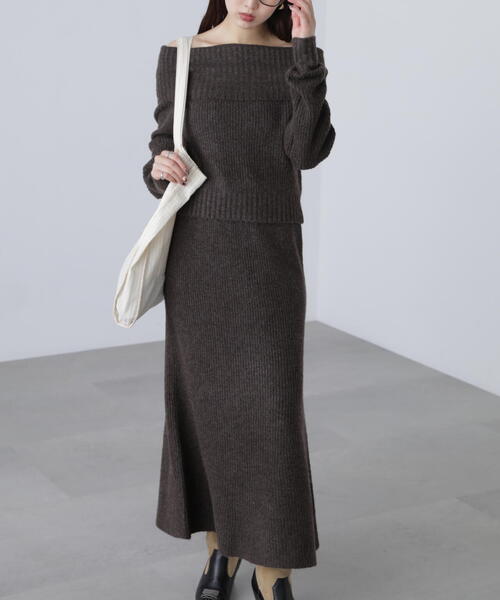 FREE'S MART（フリーズマート）の「◆オフショルニットマーメイドスカートセットアップ（ワンピース・レディース・ベージュ/ブラウン/グレー・SMALL/MEDIUM）」の16枚目の写真