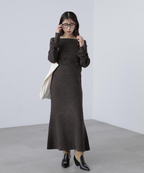 FREE'S MART（フリーズマート）の「◆オフショルニットマーメイドスカートセットアップ（ワンピース・レディース・ベージュ/ブラウン/グレー・SMALL/MEDIUM）」の7枚目の写真