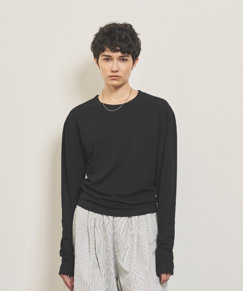 VION(ヴィオン)の「クルーネックシアーロングスリーブティー / Crewneck Sheer Long Sleeve TEE(Tシャツ/カットソー・レディース・ホワイト/ブルー/ブラック・FREE)」の8枚目の写真