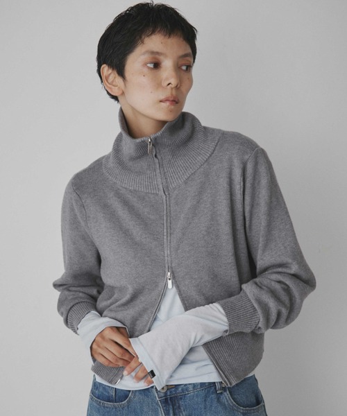 VION(ヴィオン)の「クルーネックシアーロングスリーブティー / Crewneck Sheer Long Sleeve TEE(Tシャツ/カットソー・レディース・ホワイト/ブルー/ブラック・FREE)」の20枚目の写真