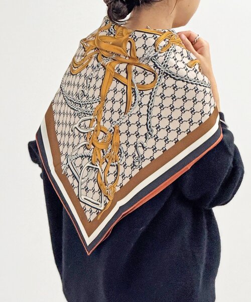 セール】【コーデが垢抜ける】リバーシブルスカーフ（バンダナ