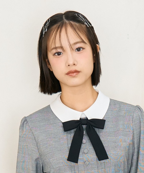 LOVETOXIC（ラブトキシック）の「【卒服・セレモニー】レジメンタル柄細リボンタイ（その他小物・キッズ・ブラック/アイボリー/モスグリーン/エンジ/ネイビー/ベージュ・F）」の2枚目の写真