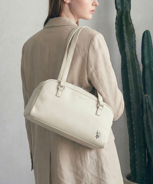 U.S. POLO ASSN.（ユーエスポロアッスン）の「【U.S. POLO ASSN.】≪別注≫ スクエアボストンバッグ（ボストンバッグ・レディース・バーガンディー/ブラック/アイボリー・FREE）」の4枚目の写真