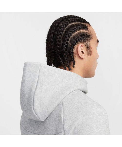 NIKE(ナイキ)の「NIKE/ナイキ AS M TCH FLC FZ WR HOODIE(パーカー・メンズ・ブラック/グレー・S/M/L/XL)」の16枚目の写真
