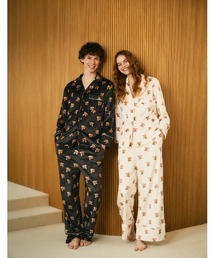 SLEEPY SLEEPY（スリーピースリーピー）の「ベアフラワーベロアパジャマ 長袖セット【ペアパジャマ/Xmas限定BOX付】／SLEEPY SLEEPY（ルームウェア/パジャマ・メンズ）」