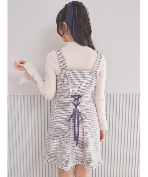 Suyunn(スユン)の「ベロアリボン付きハート飾り釦バックレースアップ千鳥柄ジャンパースカート(ジャンパースカート・レディース・ブラック/ブルー・M)」の15枚目の写真