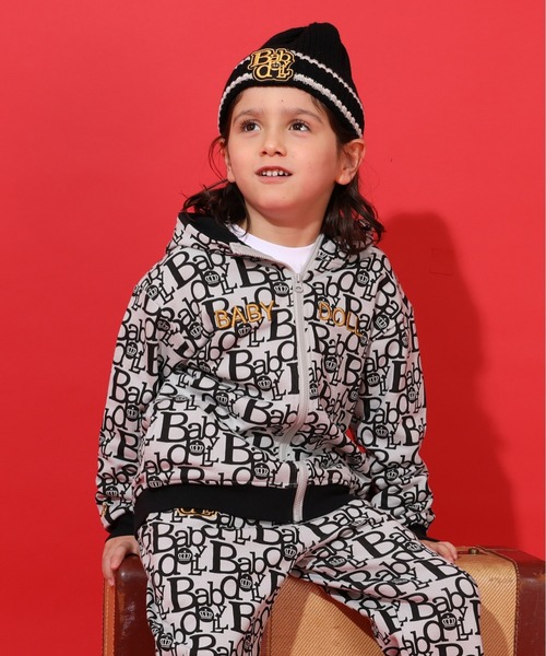 BABYDOLL（ベビードール）の「親子お揃い BIGモノグラムジップパーカー 1043K（パーカー・キッズ・ブラック/チャコールグレー・90cm/100cm/110cm/120cm/140cm/150cm/130cm）」の6枚目の写真