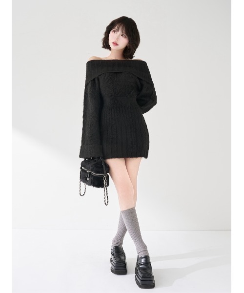 ヘアリーオフショルニットミニワンピース（ワンピース）｜Darich