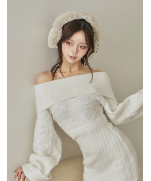 ヘアリーオフショルニットミニワンピース（ワンピース）｜Darich