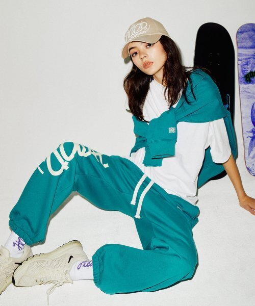 HOODHOOD(フッドフッド)の「シグネチャーロゴスウェットパンツターコイズ(スウェットパンツ・メンズ・その他・MEDIUM/LARGE/X-LARGE)」の4枚目の写真