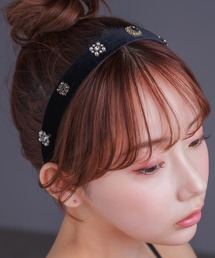 UNIIT（ユニット）の「Os　-オズ-　ベロアビジューカチューシャ（カチューシャ）」