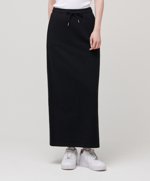 MUSINSA STANDARD WOMAN（ムシンサスタンダードウーマン）の「レディースセーターマキシスカート[黒]（スカート・レディース・その他・SMALL/MEDIUM/LARGE/X-SMALL）」の2枚目の写真