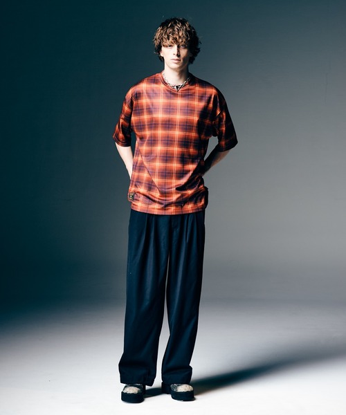 glamb（グラム）の「Tech Mesh Check T-Shirt / テックメッシュチェックTシャツ（Tシャツ/カットソー・メンズ・パープル/レッド・S/M/L）」の9枚目の写真