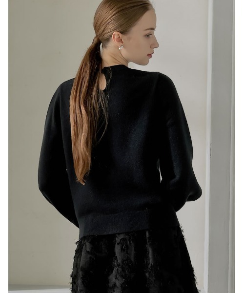 MEISM（ミズム）の「[2025-26 WINTER COLLECTION][MEISM by Re:EDIT]ビジュークルーネックパフスリーブニットプルオーバー（ニット/セーター・レディース・ブラック/オフホワイト/グレー・MEDIUM/LARGE）」の6枚目の写真