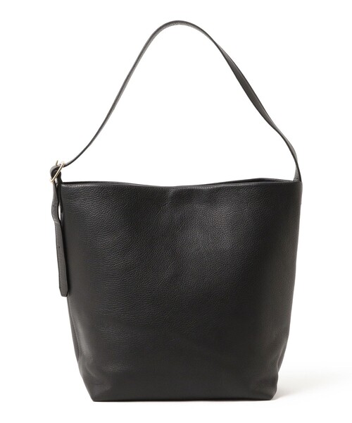 BEAMS F(ビームスエフ)の「S.MANO / TROPEA レザー ショルダー バッグ(トートバッグ・メンズ・ブラック・ONE SIZE)」の1枚目の写真