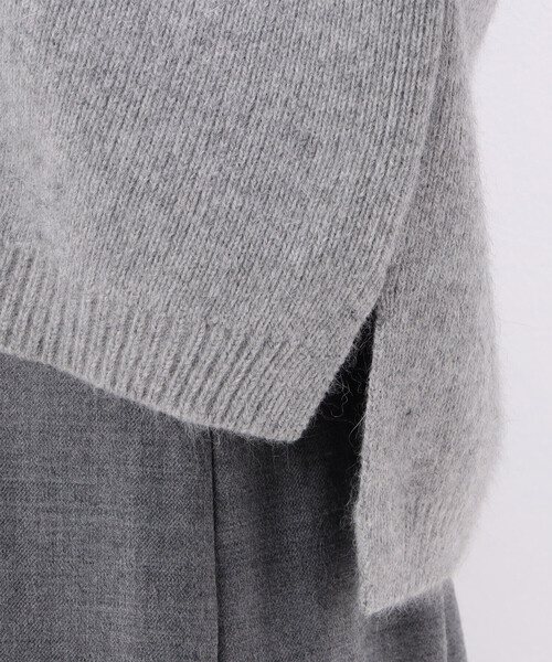 Gabardine K.T（ギャバジンケーティー）の「〔 +サイズ 〕 アンゴラ混ミックスヤーン ショートカーディガン（カーディガン/ボレロ・レディース・ホワイト・13号/17号）」の12枚目の写真