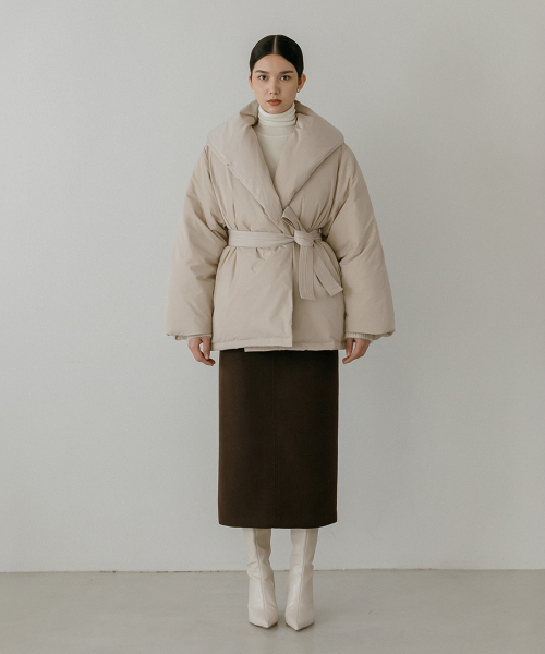 MAYVERU(メイバーユー)の「Walters Padding Jumper _ Beige(ダウンジャケット/コート・レディース・ベージュ・F)」の3枚目の写真