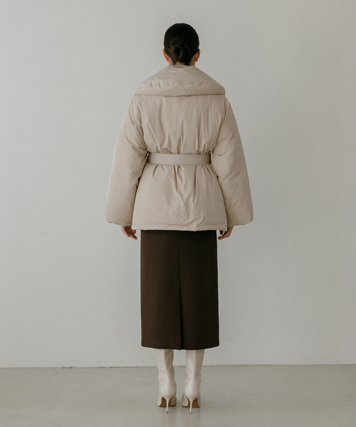 MAYVERU(メイバーユー)の「Walters Padding Jumper _ Beige(ダウンジャケット/コート・レディース・ベージュ・F)」の13枚目の写真