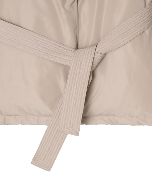 MAYVERU(メイバーユー)の「Walters Padding Jumper _ Beige(ダウンジャケット/コート・レディース・ベージュ・F)」の9枚目の写真