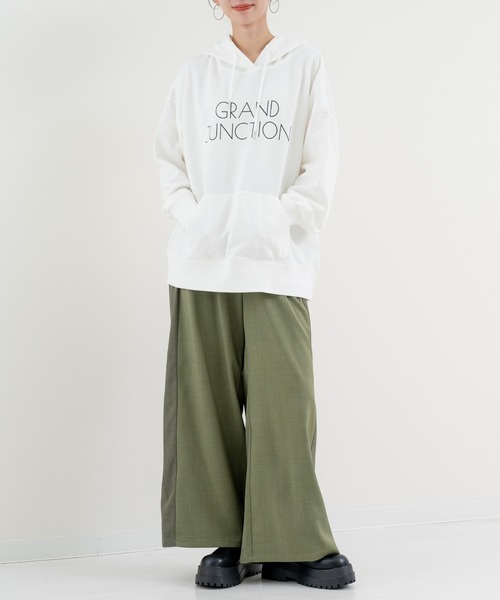 refinedworks（リファインドワークス）の「【refinedworks】 着回し抜群 の ロゴ スウェット パーカー（パーカー・レディース・ホワイト/グレー・FREE）」の17枚目の写真