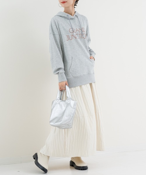 refinedworks（リファインドワークス）の「【refinedworks】 着回し抜群 の ロゴ スウェット パーカー（パーカー・レディース・ホワイト/グレー・FREE）」の12枚目の写真