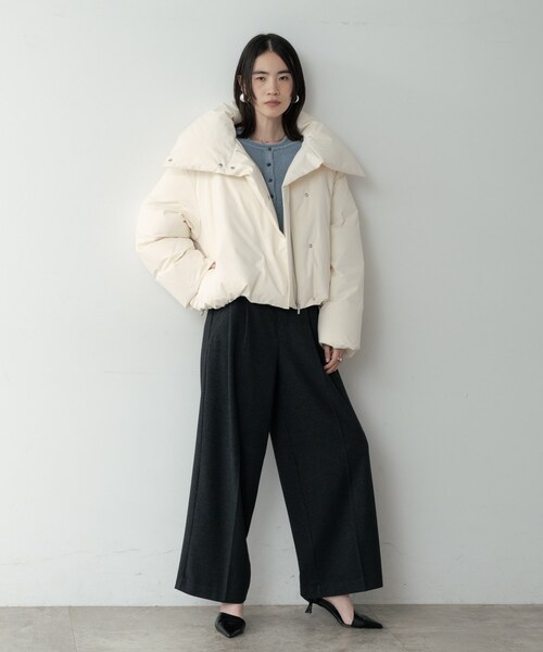 GALLEST（ギャレスト）の「3WAYスタンドカラーショートダウン【凹凸素材】（ダウンジャケット/コート・レディース・オフホワイト/ブラック・34/38）」の4枚目の写真