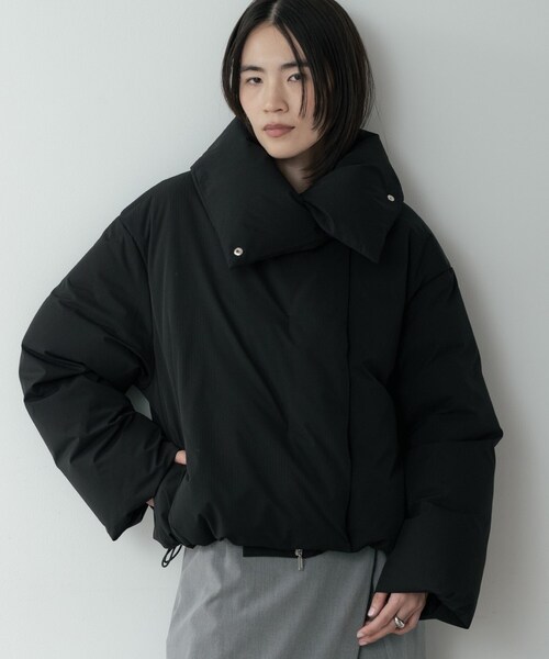 GALLEST（ギャレスト）の「3WAYスタンドカラーショートダウン【凹凸素材】（ダウンジャケット/コート・レディース・オフホワイト/ブラック・34/38）」の7枚目の写真