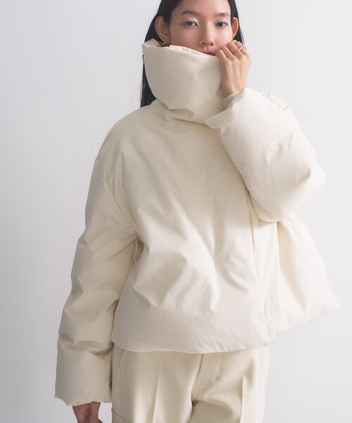 GALLEST（ギャレスト）の「3WAYスタンドカラーショートダウン【凹凸素材】（ダウンジャケット/コート・レディース・オフホワイト/ブラック・34/38）」の14枚目の写真