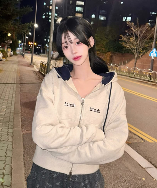 muahmuah（ムーアムーア）の「ステッチコンビフードジップアップ [4カラー]（パーカー・レディース・オートミール/ブラック/ライトグレー/ネイビー・FREE）」の8枚目の写真