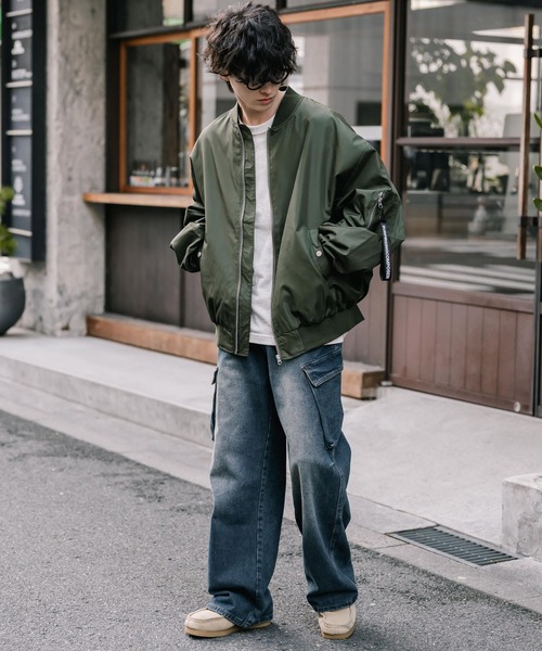 Rocky Monroe(ロッキーモンロー)の「新色追加 ポリDEWSPO オーバーサイズMA-1フライトジャケット/撥水加工ミリタリーブルゾン(MA-1・メンズ・カーキ/ブラック/ホワイト/ネイビー・XL/L/M)」の10枚目の写真