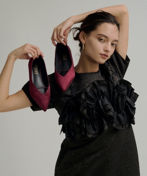 LE'RURE（リルアー）の「V cutting flat pumps（パンプス・レディース・ブラック系その他/ボルドー/ベージュ・S/LL/L/M）」の8枚目の写真