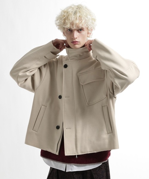 HARE（ハレ）の「アシメスタンドブルゾン(HARE)（ブルゾン・メンズ・ブラック/オフホワイト・FREE）」の4枚目の写真