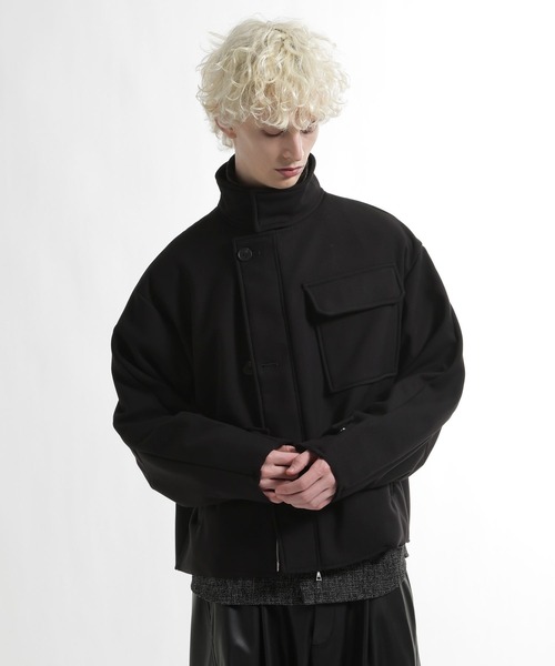 HARE（ハレ）の「アシメスタンドブルゾン(HARE)（ブルゾン・メンズ・ブラック/オフホワイト・FREE）」の8枚目の写真