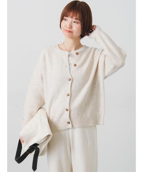 Lugnoncure(ルノンキュール)の「ウール混ふわふわクルーネックカーディガン(カーディガン/ボレロ・レディース・パープル/ピンク/チャコールグレー/ベージュ/ミント・F)」の3枚目の写真