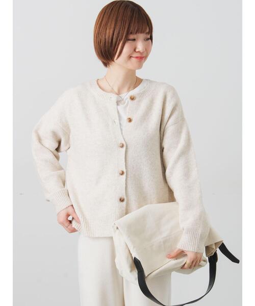 Lugnoncure(ルノンキュール)の「ウール混ふわふわクルーネックカーディガン(カーディガン/ボレロ・レディース・パープル/ピンク/チャコールグレー/ベージュ/ミント・F)」の17枚目の写真