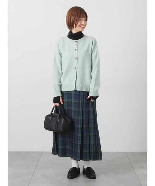 Lugnoncure(ルノンキュール)の「ウール混ふわふわクルーネックカーディガン(カーディガン/ボレロ・レディース・パープル/ピンク/チャコールグレー/ベージュ/ミント・F)」の18枚目の写真